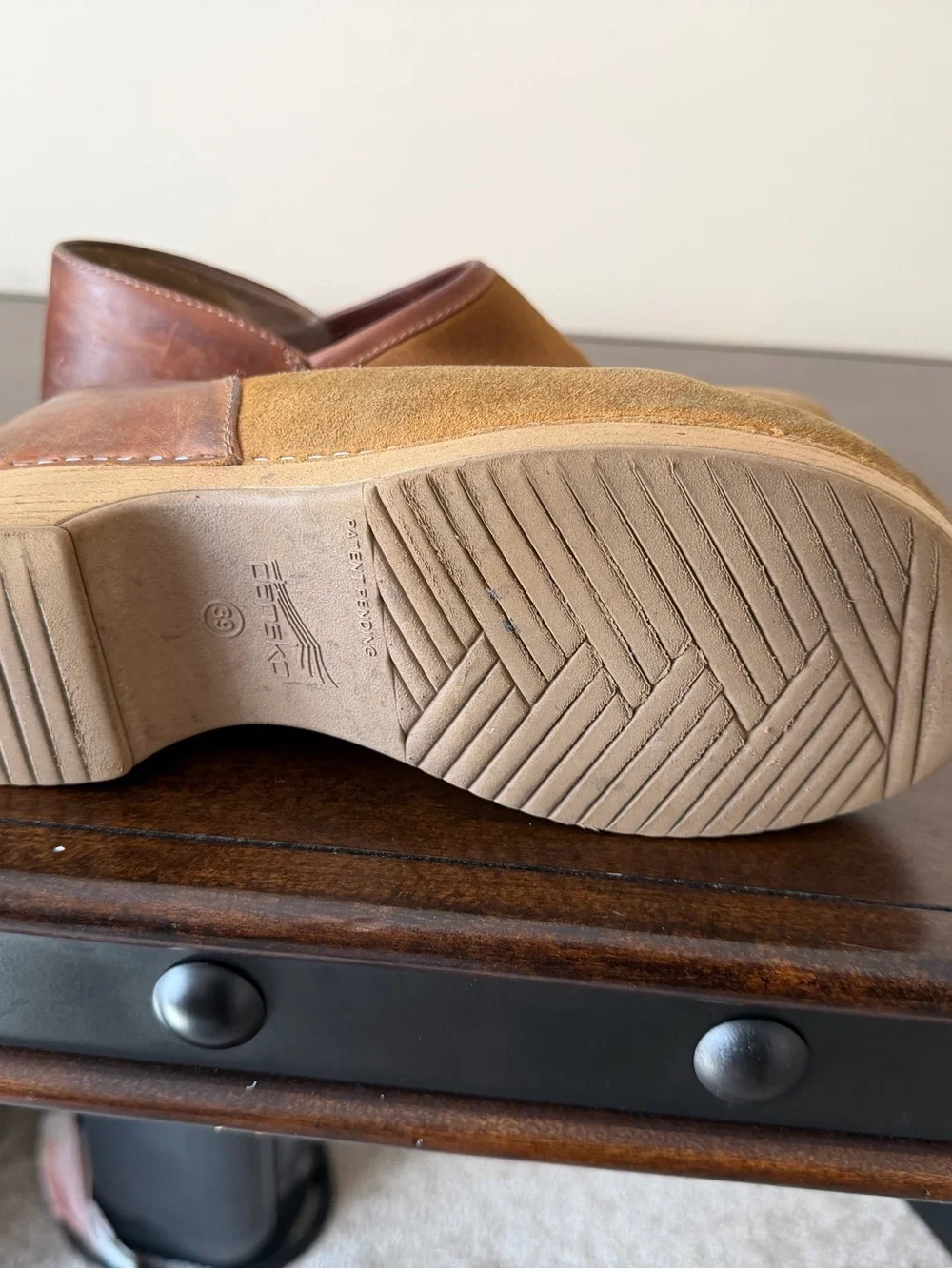 Women’s Suede Slip-On Clogs in Brown